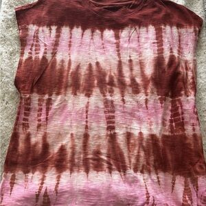 Universal Thread Pink and Red Tie-Dye Muscle/Short SleeveTee Size L